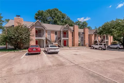 2401 Sycamore Ave #E6, Huntsville, TX 77340