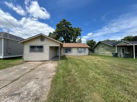 3170 Corley St, Beaumont, TX 77701