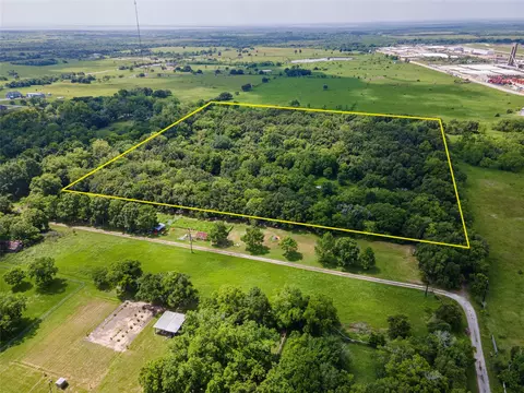 23 Custer, Hitchcock, TX 77563