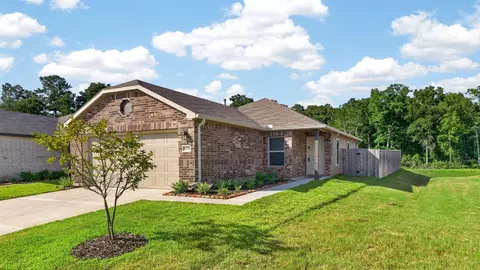 13579 Bay Springs Dr, Conroe, TX 77303