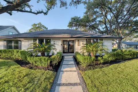 7602 Pagewood Ln, Houston, TX 77063