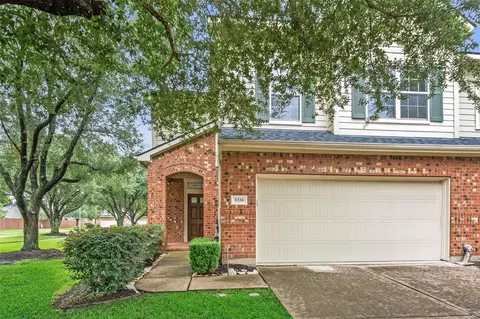 5338 Summit Hollow Dr, Houston, TX 77084
