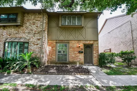 7336 Crownwest St #7336, Houston, TX 77072