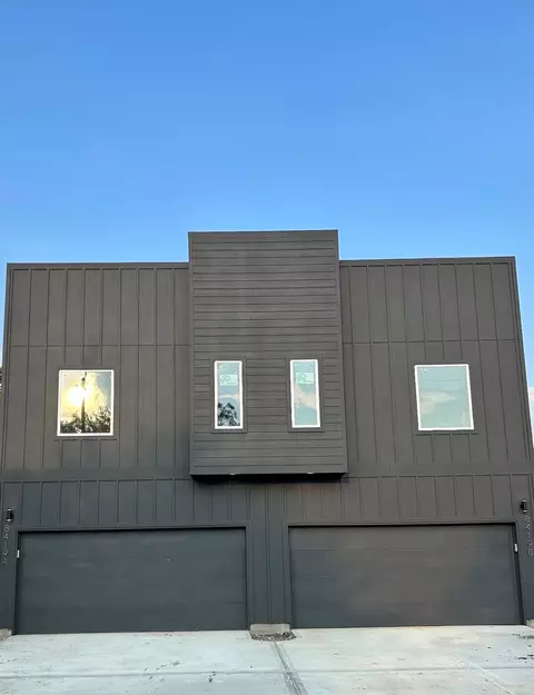 8419 Woodward St, Houston, TX 77051