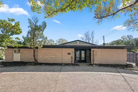 5747 Jackwood St, Houston, TX 77096