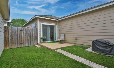 Exterior - 21826 Grassy Hill Ln, Spring, TX 77388 photo 7 of 8
