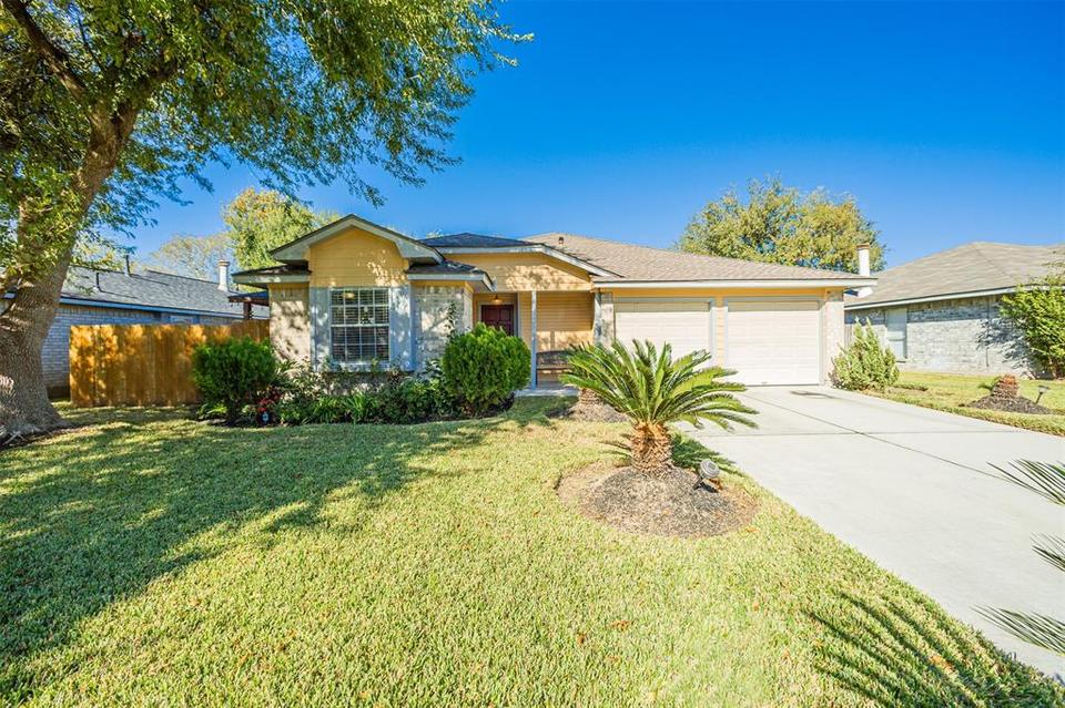 3730 Redwood Falls Dr, Houston, TX 77082 16 Photos MLS 82268637