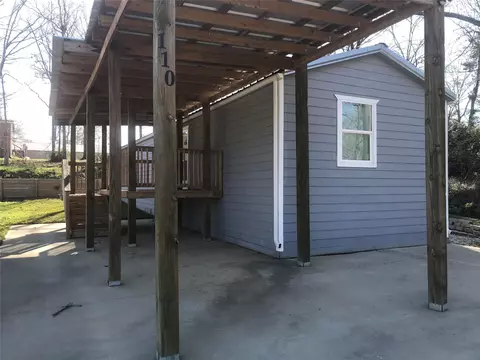 110 Casablanca Dr, Point Blank, TX 77364