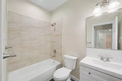 Bath - 50 Westlake W, Trinity, TX 75862 photo 2 of 2