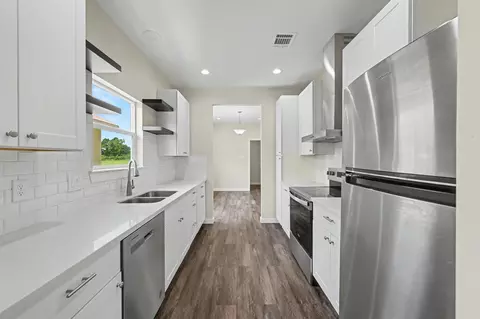 Entry Way - 50 Westlake W, Trinity, TX 75862 photo 1 of 2