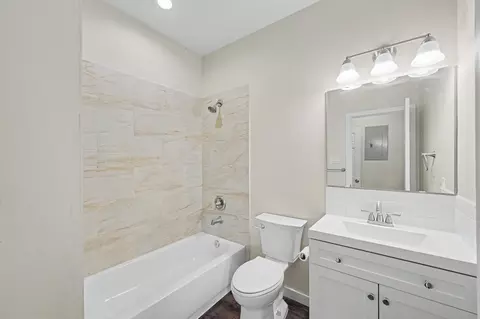 Bath - 50 Westlake W, Trinity, TX 75862 photo 1 of 2