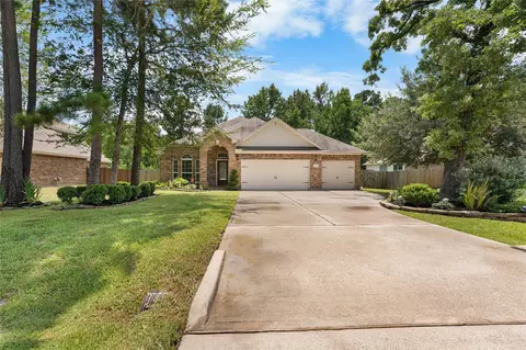 6923 Dillon Dr, Magnolia, TX 77354