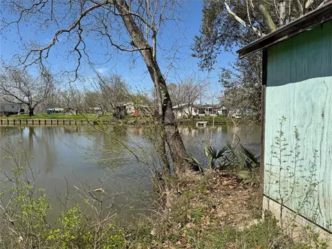 View/Area - 585 River Oaks Dr, Trinity, TX 75862 photo 6 of 7