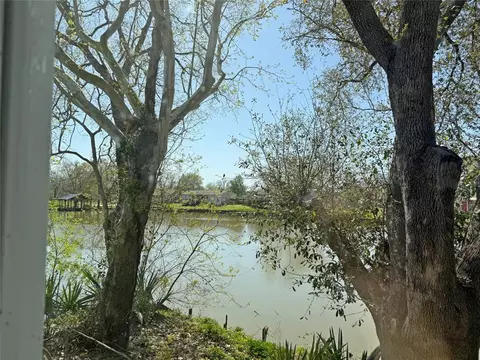 View/Area - 585 River Oaks Dr, Trinity, TX 75862 photo 1 of 7