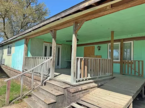 Exterior - 585 River Oaks Dr, Trinity, TX 75862 photo 4 of 9