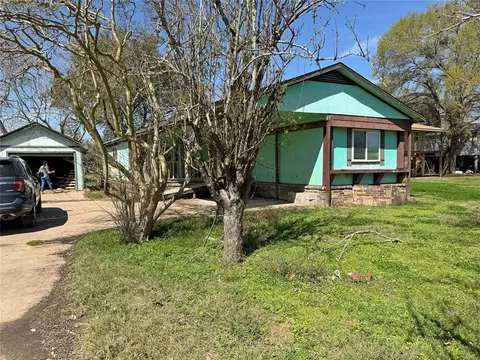 Exterior - 585 River Oaks Dr, Trinity, TX 75862 photo 7 of 9