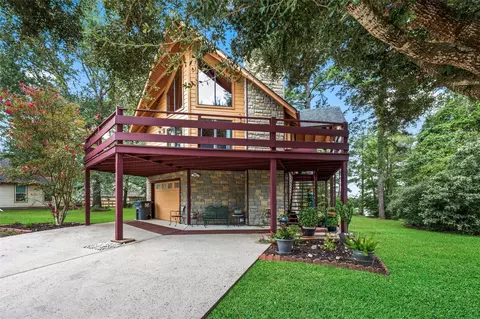 8 Sunny Hill Dr, Huntsville, TX 77340