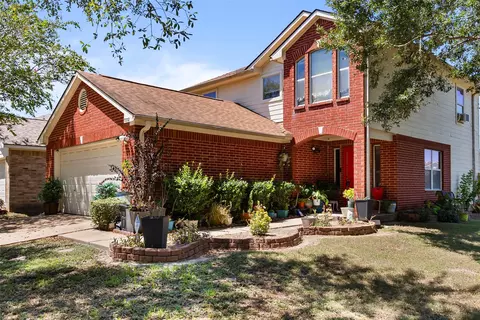 5502 Amaranth Meadow Ln, Houston, TX 77085