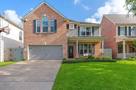 4405 Dorothy St, Bellaire, TX 77401