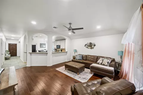 17911 Yukon Pass Dr, Humble, TX 77346