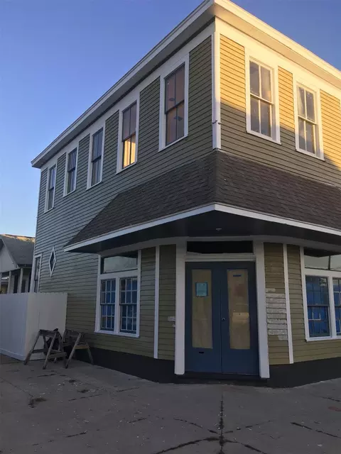 3227 Avenue R, Galveston, TX 77550