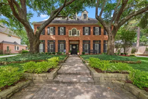 1811 Wild Plum Ct, Kingwood, TX 77345