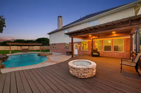 394 Dover Ln, League City, TX 77573