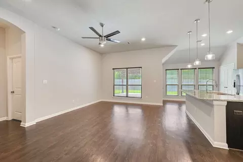 Living - 2117 Stubbs Dr, Bryan, TX 77807 photo 2 of 4