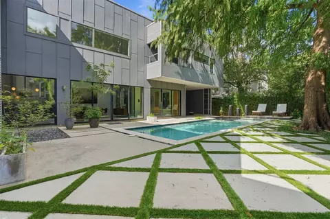 2412 Helena St, Houston, TX 77006