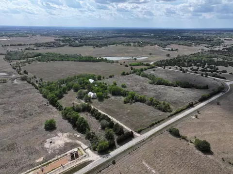 3219 Fritsch Rd, La Grange, TX 78945