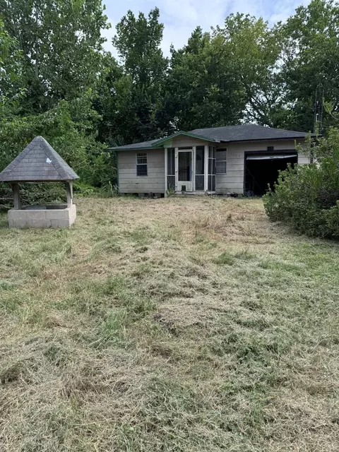 13015 Woody Rd, Pearland, TX 77581