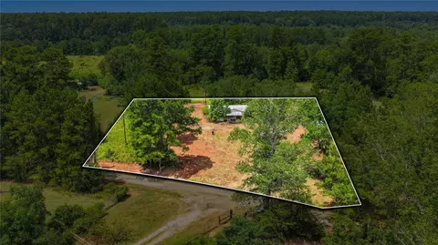 2796 Helmic Rd, Apple Springs, TX 75926