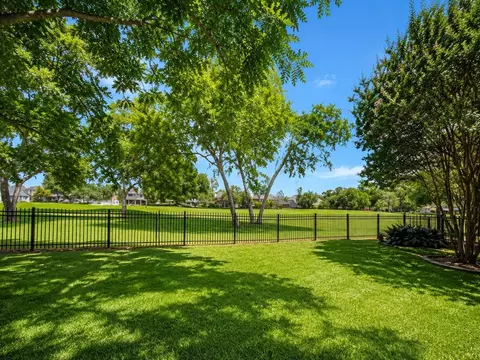 1422 Hillside Forest Dr, Sugar Land, TX 77479
