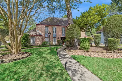 3523 Village Oaks Dr, Kingwood, TX 77339