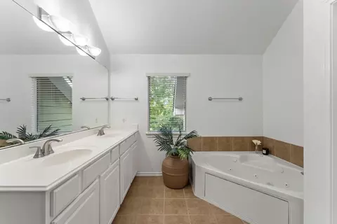 2106 Leaf Meadows Ct, Spring, TX 77386 photo 26