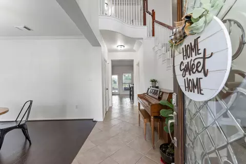 2106 Leaf Meadows Ct, Spring, TX 77386 photo 8