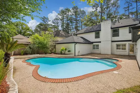 Exterior - 9718 Oxted Ln, Spring, TX 77379 photo 5 of 7