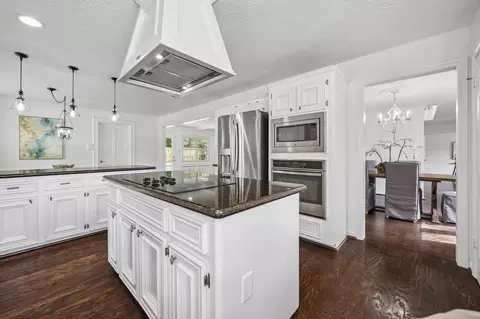 Kitchen - 9718 Oxted Ln, Spring, TX 77379 photo 2 of 3