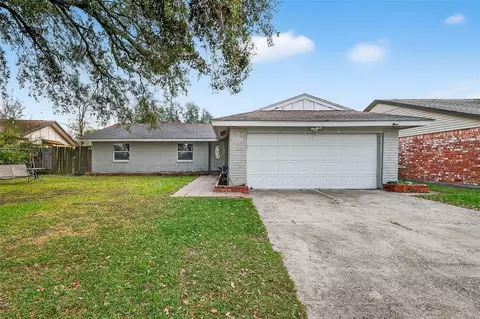 9718 Whitepost Ln, Houston, TX 77086