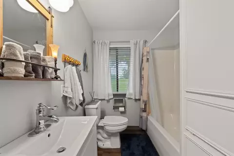 Bath - 1445 Tara Dr, Trinity, TX 75862 photo 4 of 4