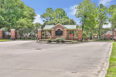 2815 Kings Crossing Dr #219, Houston, TX 77345