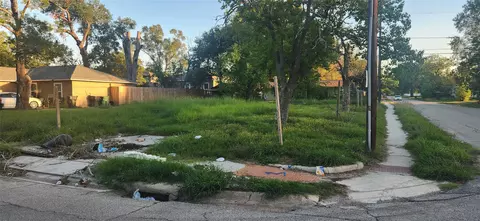 5802 Westover St, Houston, TX 77033