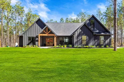 589 Big Buck Dr, Moscow, TX 75960