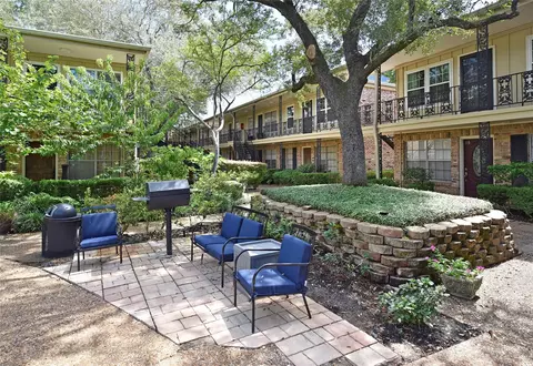 3224 Timmons Ln #112, Houston, TX 77027