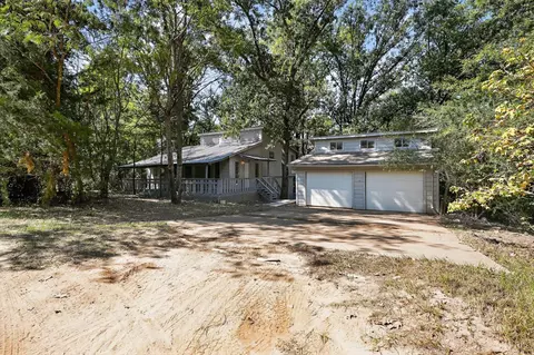 220 Anglin St, Trinity, TX 75862