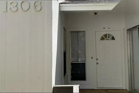 1300 Holik Dr, College Station, TX 77840