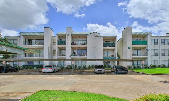2822 S Bartell Dr #H6, Houston, TX 77054