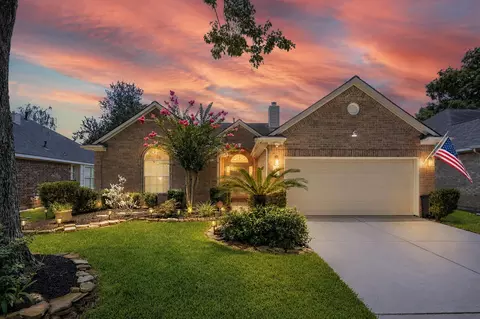 10211 Wildwood Park Ln, Houston, TX 77070