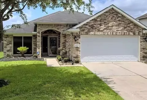 12911 Greens Manor Ln, Houston, TX 77044