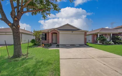 9214 Brandon Chase Ln, Richmond, TX 77407